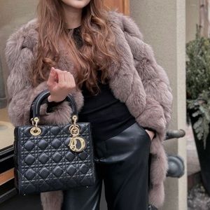 1️⃣0️⃣0️⃣0️⃣ Mocha Twist Fox Fur Coat